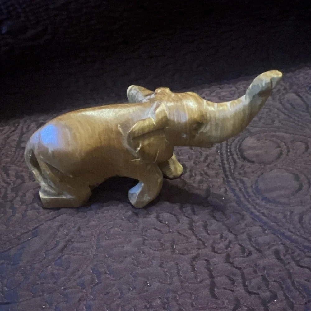 Vintage 5x2x3 Elephant Sitting Hand-Carved Wood Wooden Figurine Trunk Trumpeting